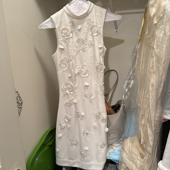 CLIO PEPPIATT Embellished stretch-crepe mini dress - Picture 5 of 6